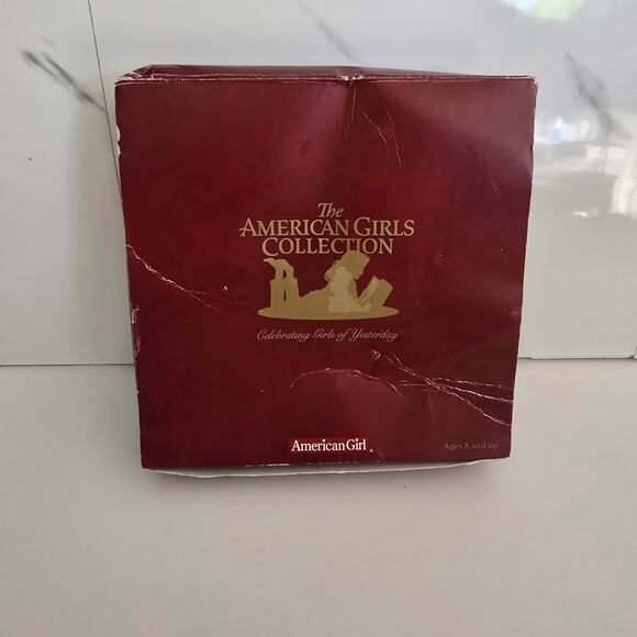 American Girl Nellie's Pajamas Box, Hanger, Replacement White Shoe and Sock - Picture 4 of 6